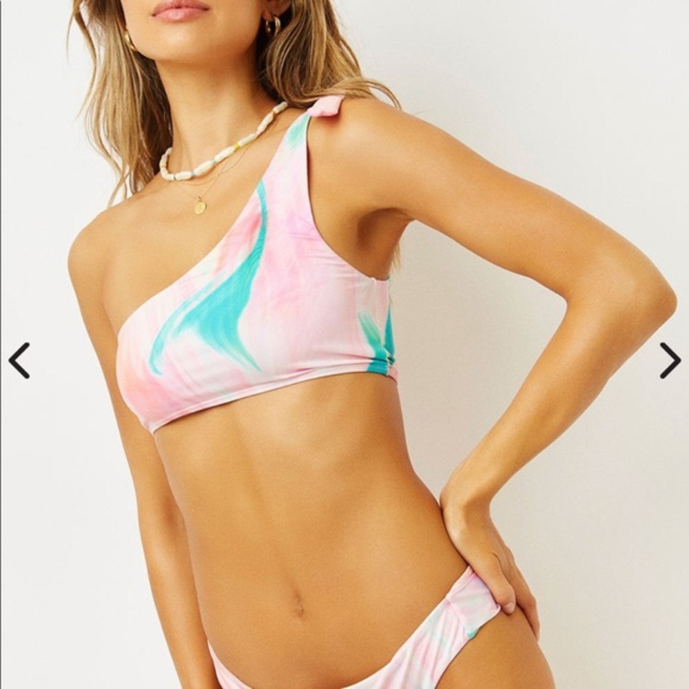 Frankies Bikinis Trippy Tie Die One Shoulder Top